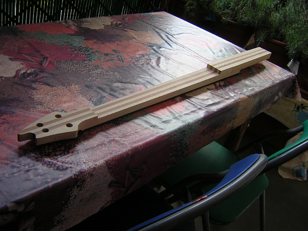 mise a l'épaisseur du dos du manche.JPG